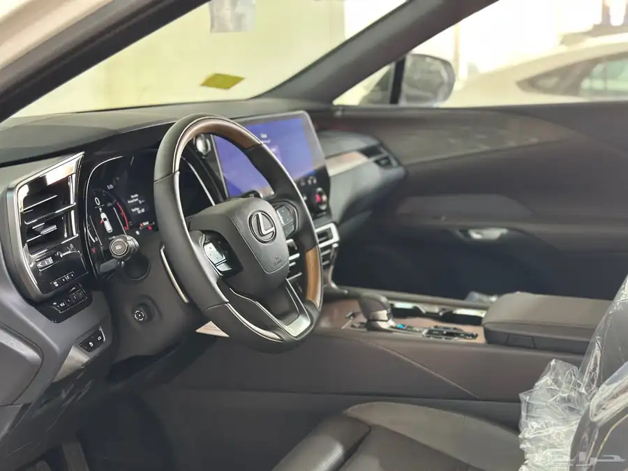 لكزس 2025 RX 350h index