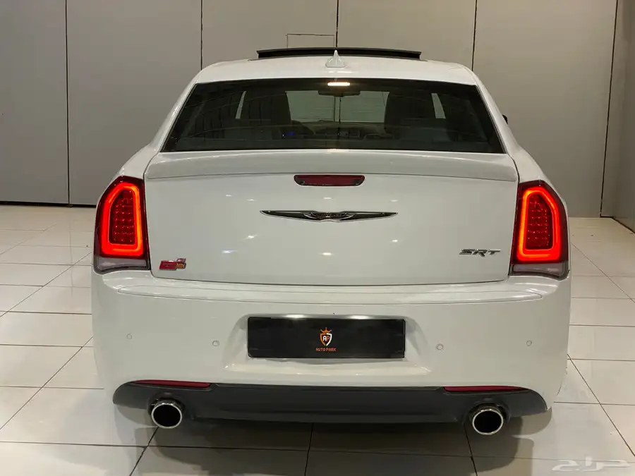 كرايسلر S300 2023 معدل خارجي SRT بحالة نظيفة 7