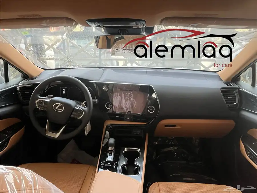 لكزس NX350 AA 2025 شركة العملاق index