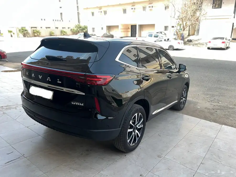 هافال h6 نص الفل لون أسود 2025 3