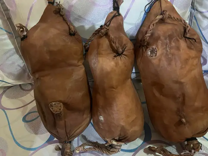 عكه او (قربه) للسمن و التمر 2