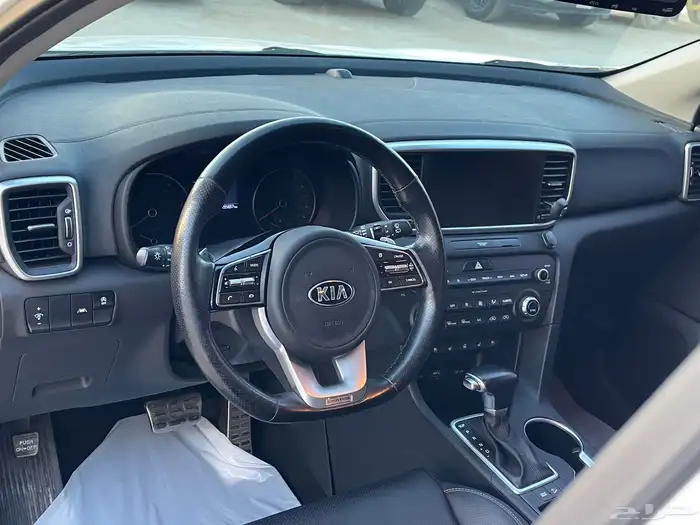 للبيع كيا سبورتاج 2020ديزل دبل مكينه 2.0 6