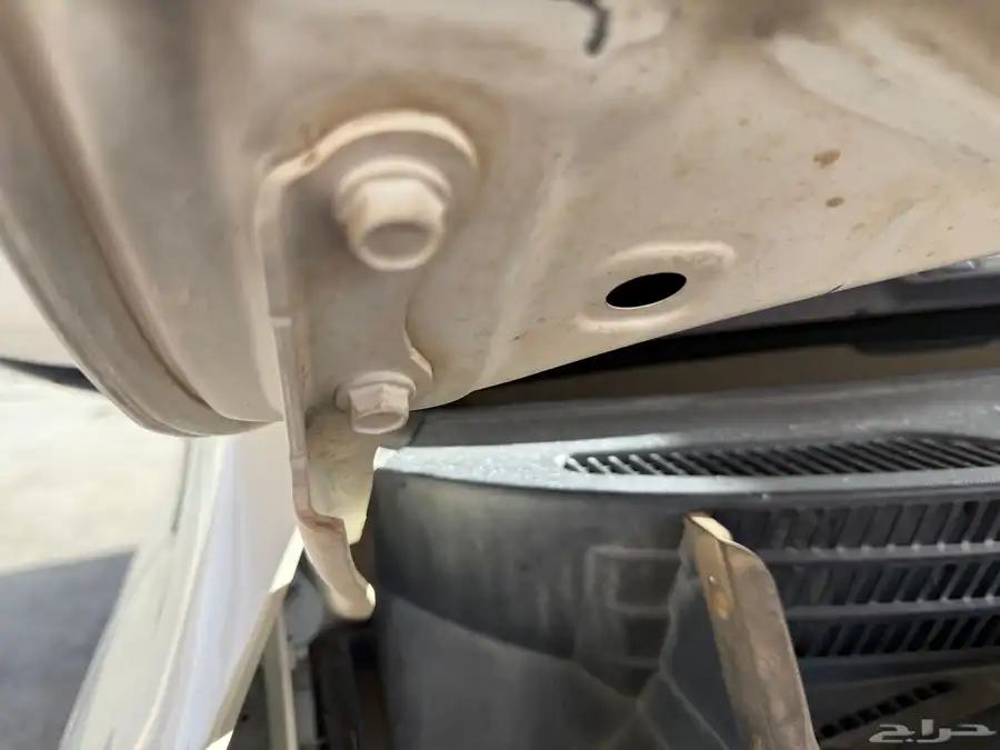 لاندكروزر 2010 VXR فل كامل نظييف 9