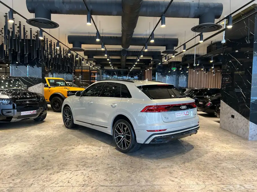 اودي كيو 8 اس لاين - AUDI Q8 S line 2021 index