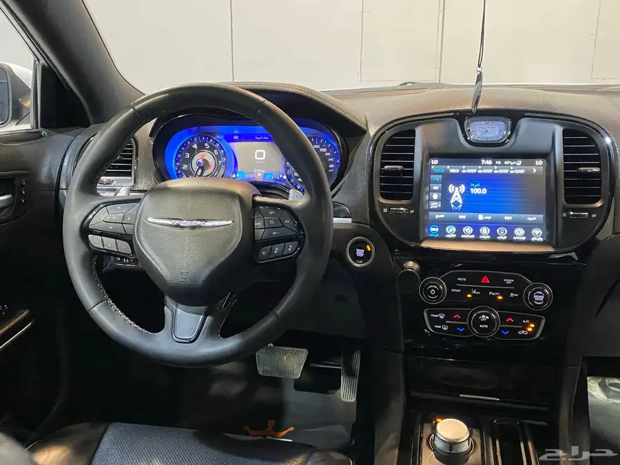 كرايسلر S300 2023 معدل خارجي SRT بحالة نظيفة 10