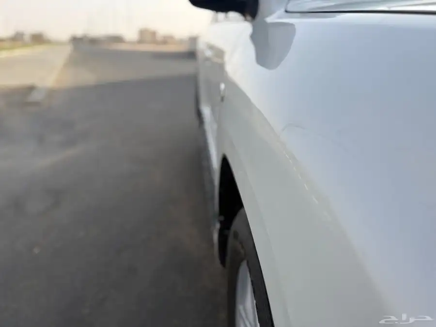 لاندكروزر 2010 VXR فل كامل نظييف 7