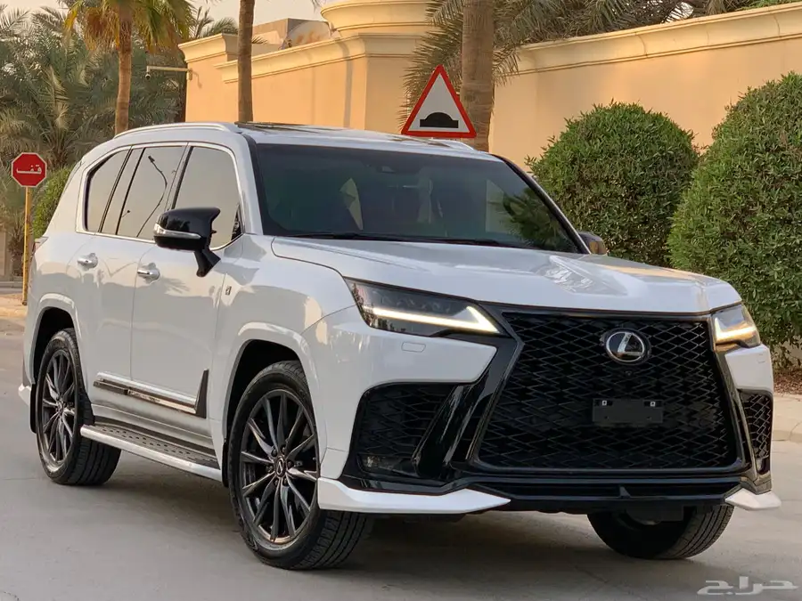 لكزس 2022 LX600 F فل كامل index