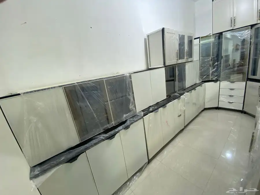 مطابخ جاهز وتفصيل السعر يبداء من 1600 2500 2800 ا 5