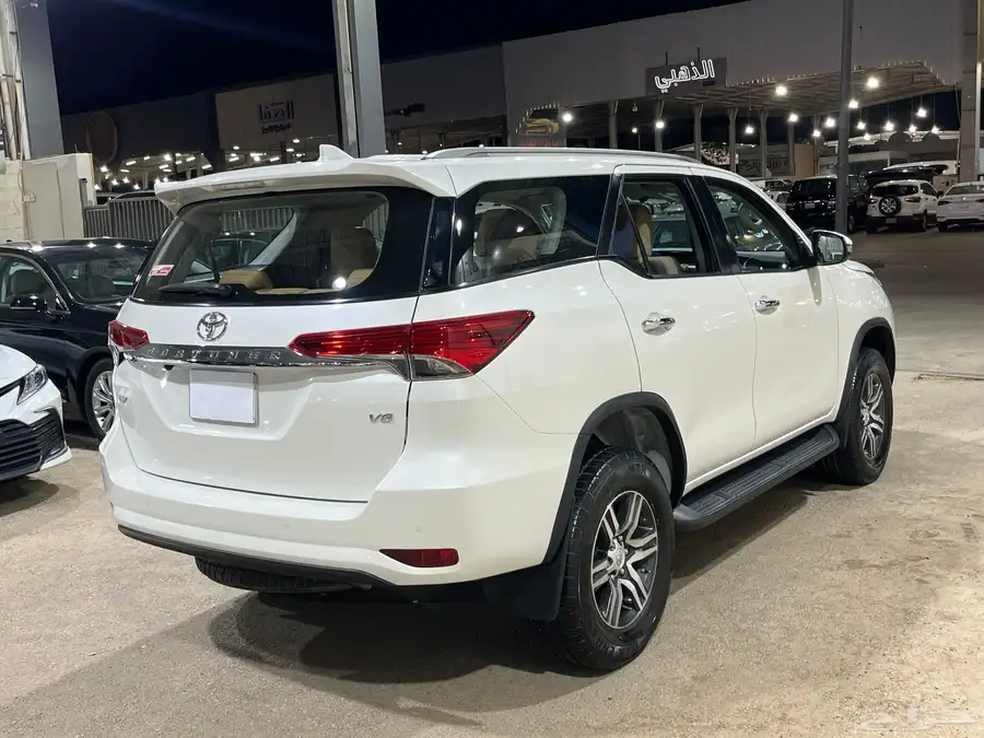فورشنر 2021 سته سلندر بنزين 11