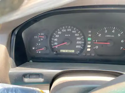 جيب لاندكروزر 2001 مع لوحه مميزه 6