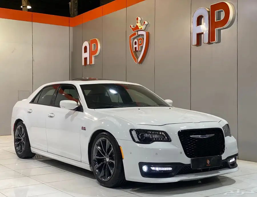 كرايسلر S300 2023 معدل خارجي SRT بحالة نظيفة 0