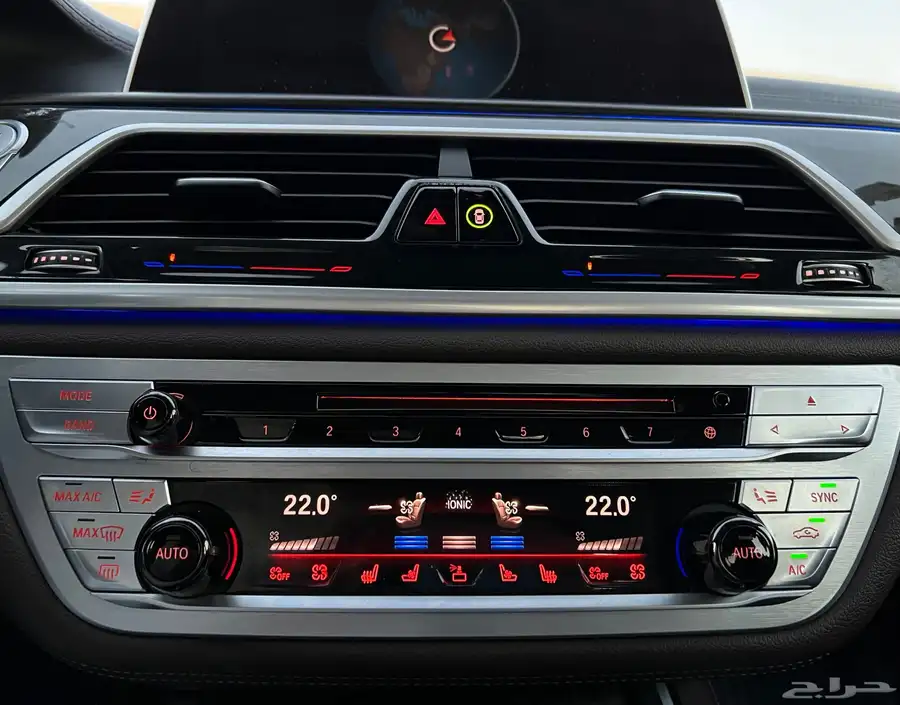 BMW 750Li 2020 فل كامل 19
