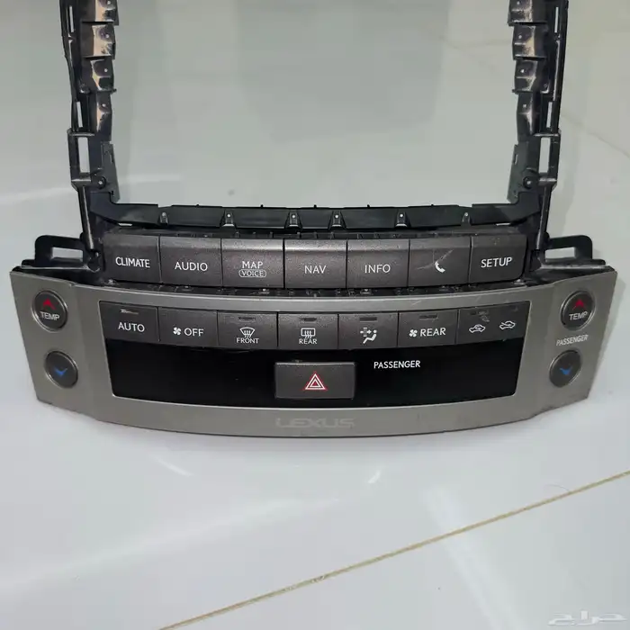 لوحة تحكم مكيف LX 570 Sport 2008 - 2015 1