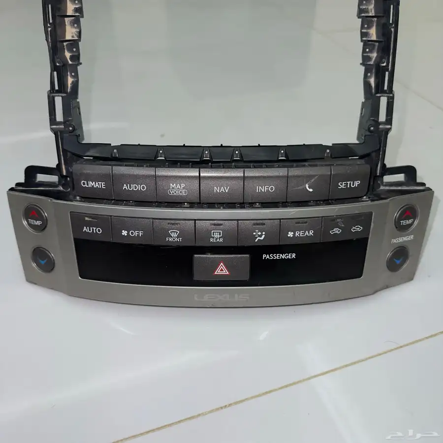 لوحة تحكم مكيف LX 570 Sport 2008 - 2015 1