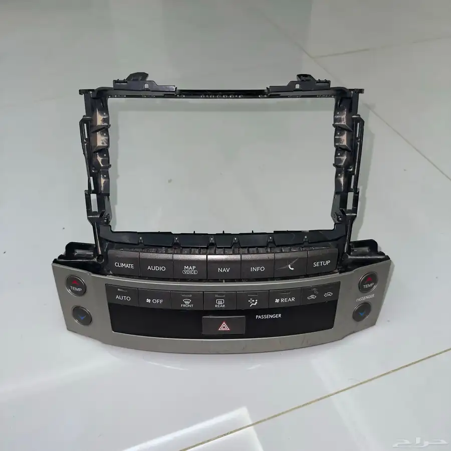 لوحة تحكم مكيف LX 570 Sport 2008 - 2015 0