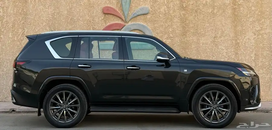 لكزس FSport 2022 6