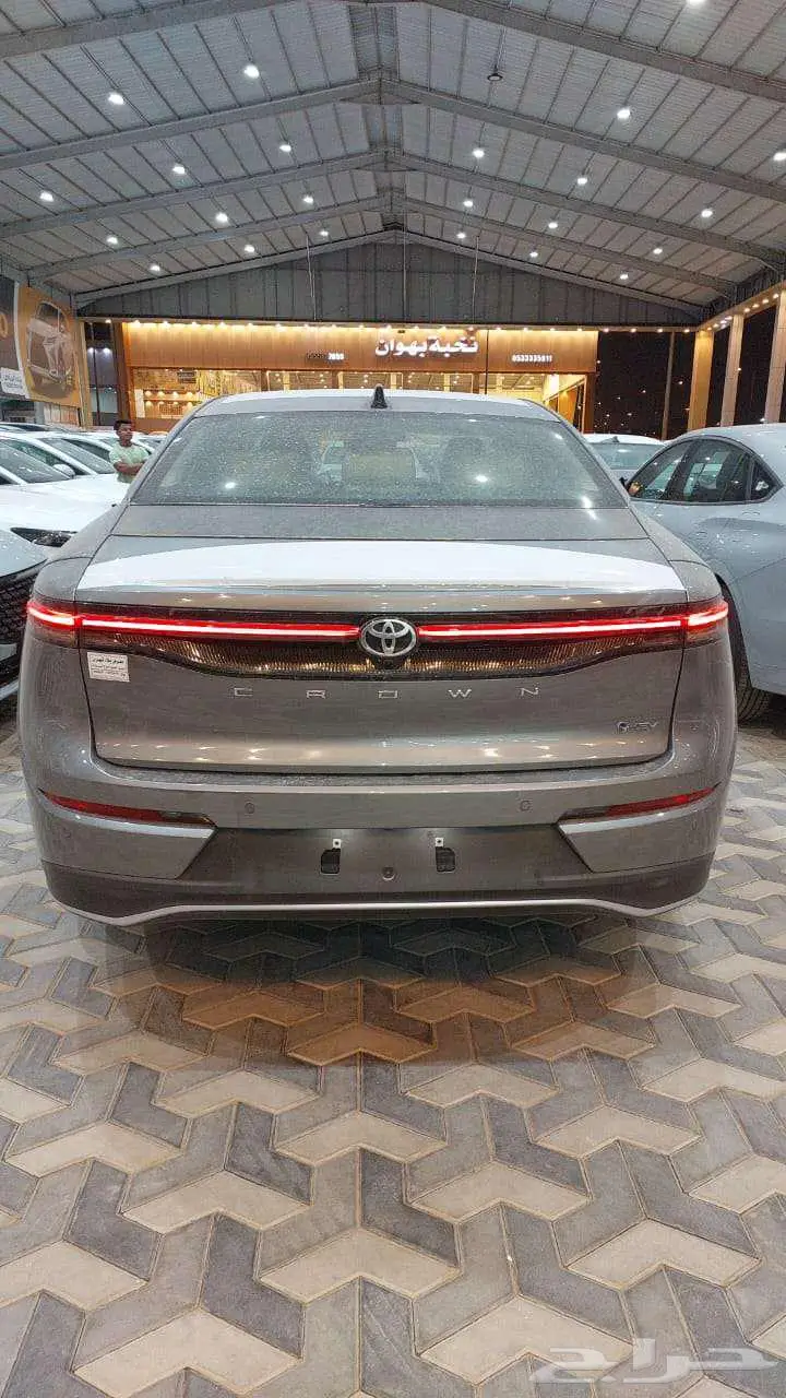 كراون بريميوم هايبرد 2025 سعودي index