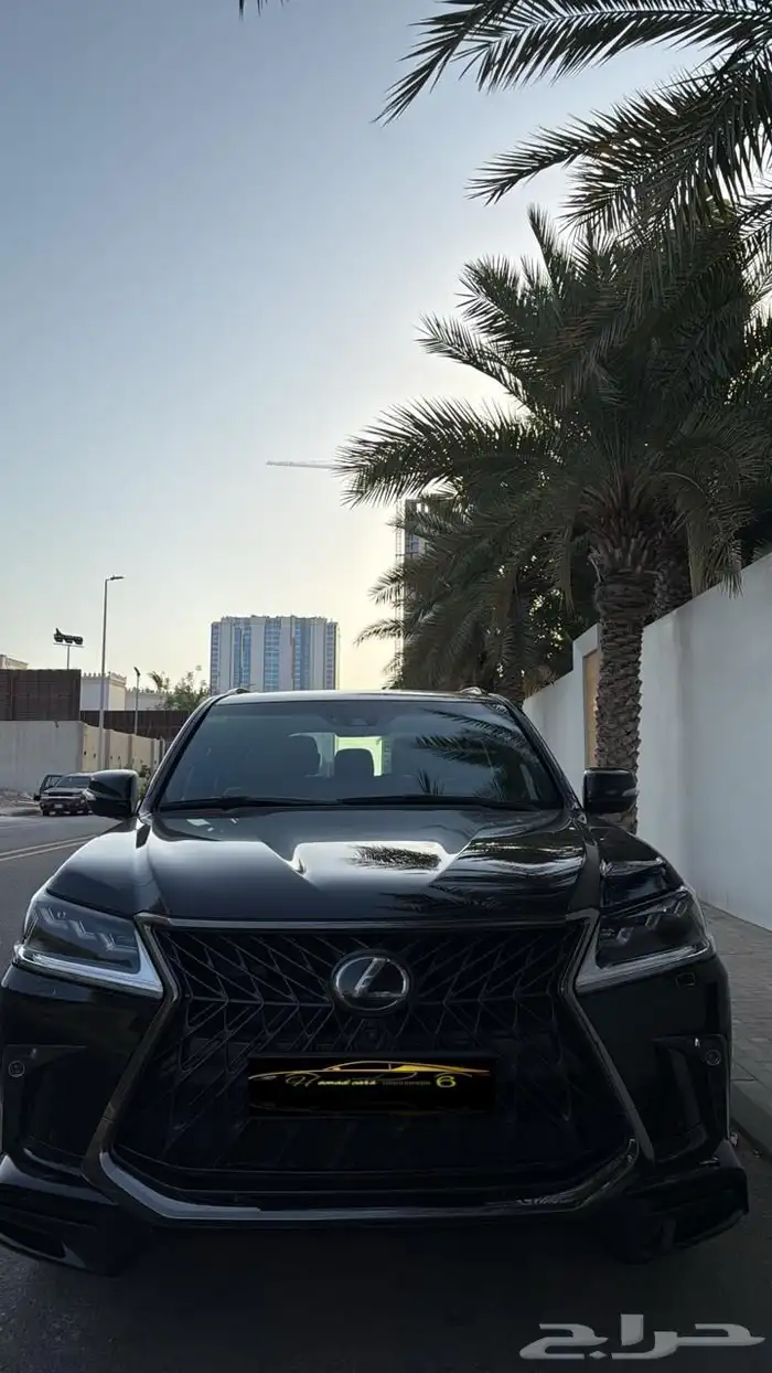 الكزس بلاك اديشن LX 570 سعودي 2019 3