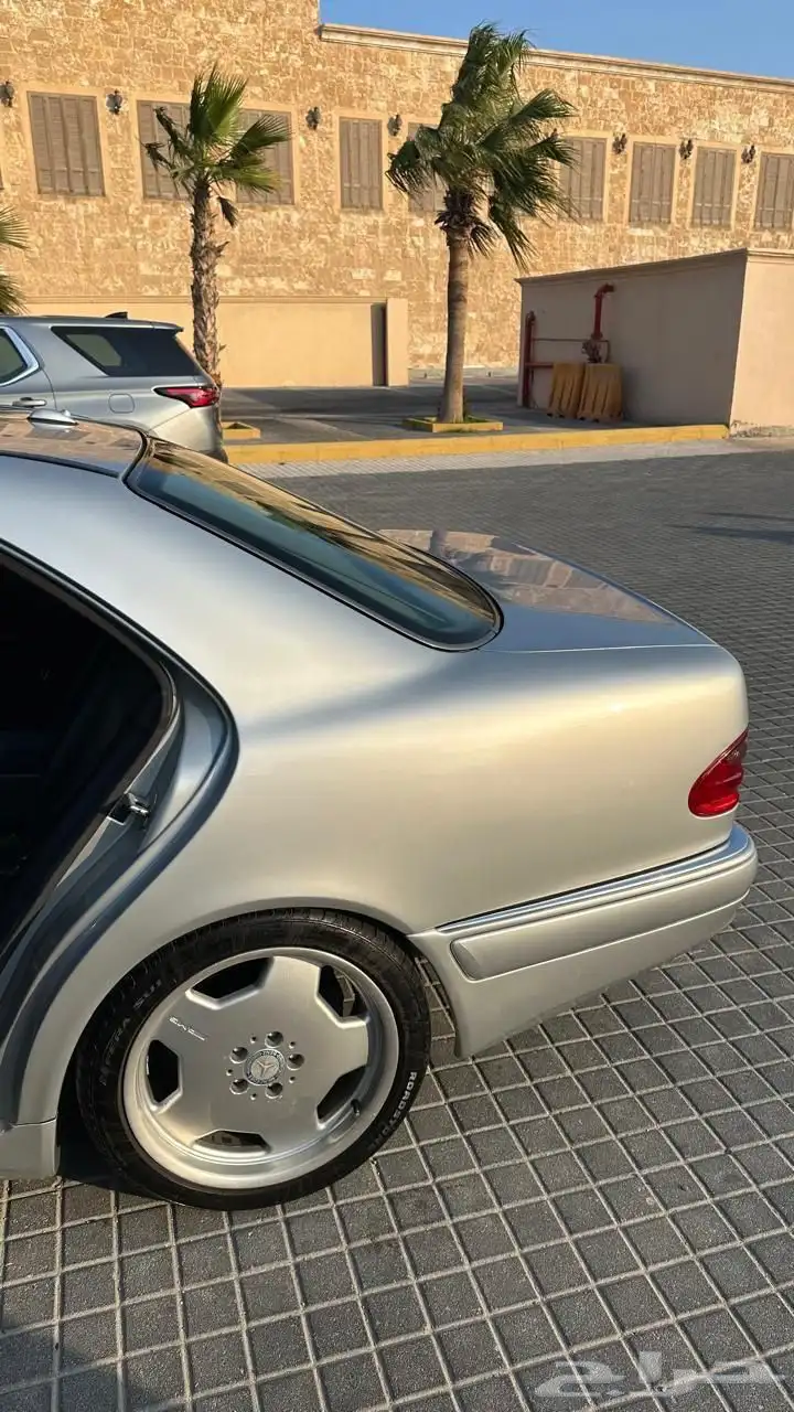 مرسيدس E55 7