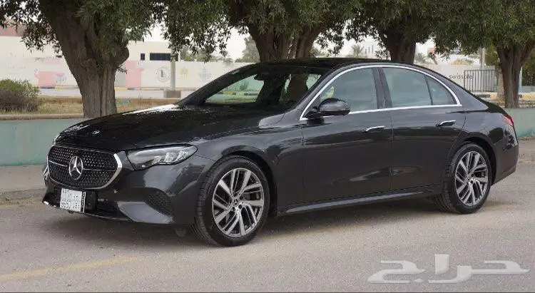 مرسيدس E200 موديل 2024 وارد قطر 15