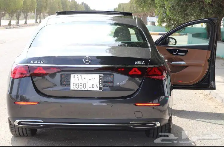 مرسيدس E200 موديل 2024 وارد قطر 12