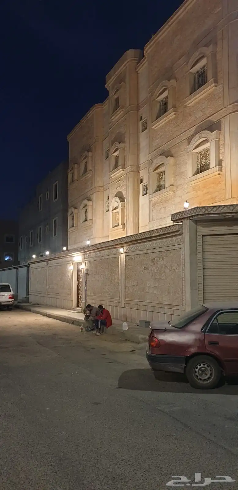 عمارة 6 شقق في سلطانة الحوية 0