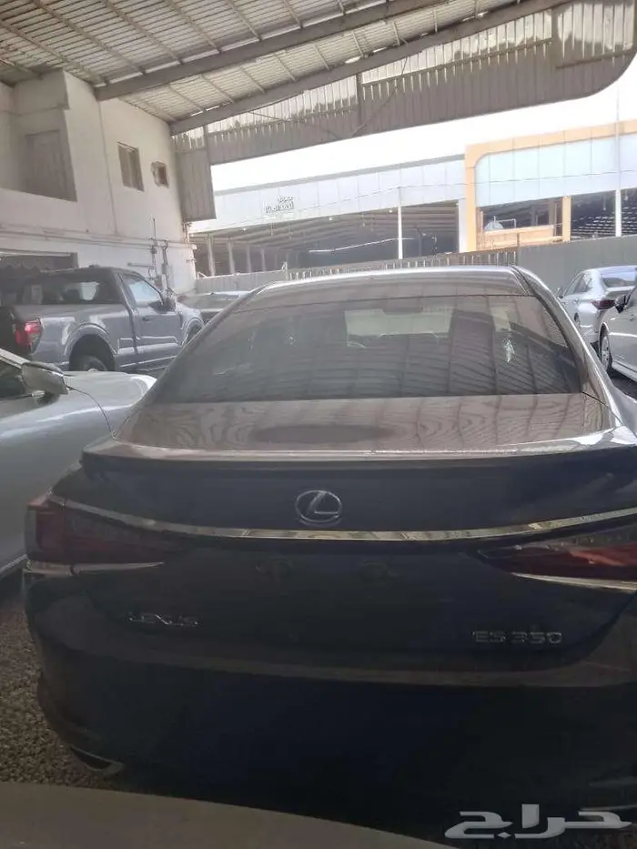 ليكزس es350 استاندر CA خليجي لون رمادي 2025 2