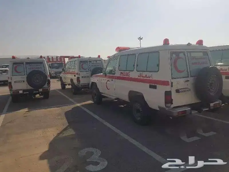 تويوتا لاندكروزر مصندق اسعاف - موديل 2024 و 4x4 - 2023 2