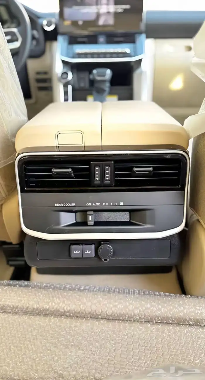 مكتب تاجير السيارات الفارهه 2