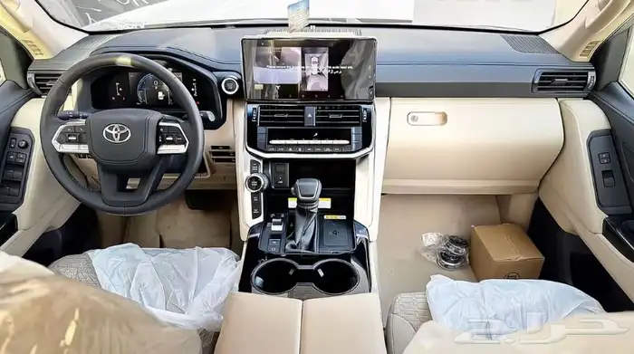 مكتب تاجير السيارات الفارهه 1