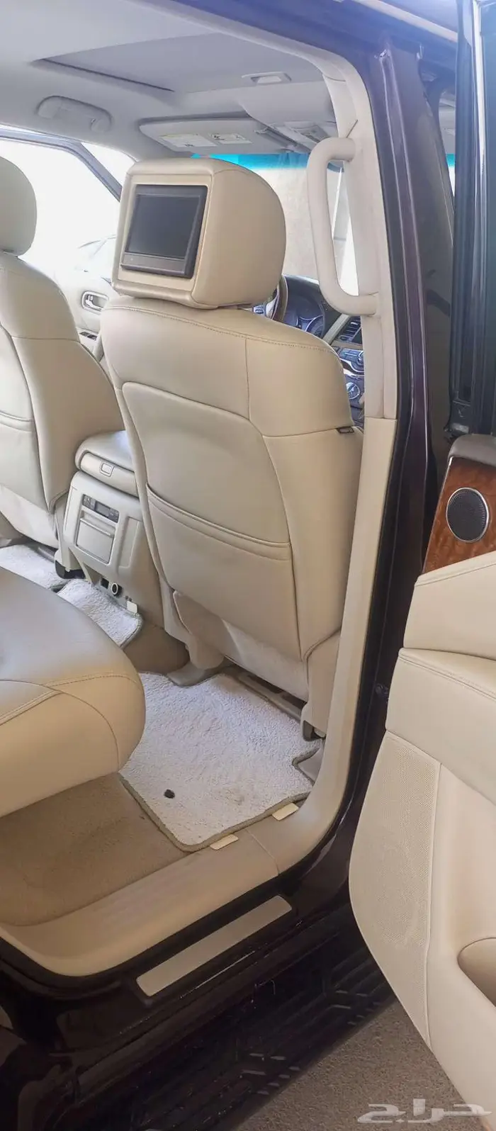 نيسان QX80 8