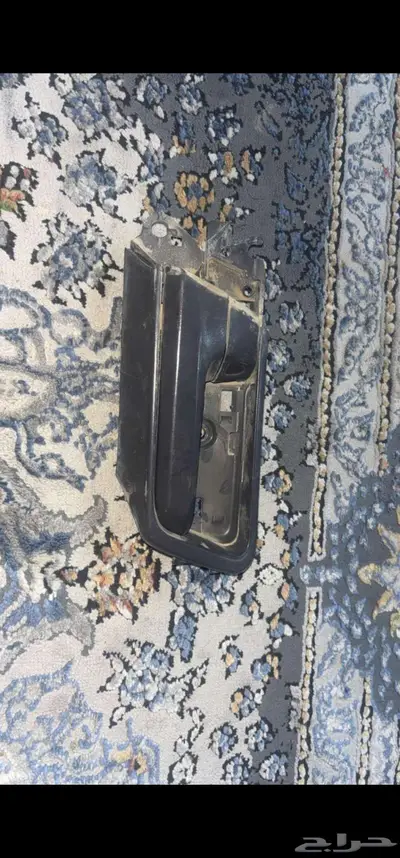 تويوتا برادو موديل 2014 يد الداخلي الخلفي يسار 80 ريال 0
