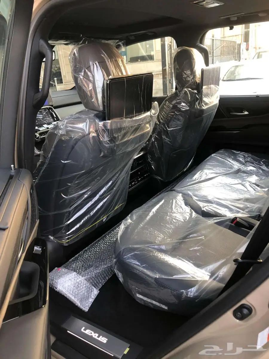 جيب لكزس LX 600 اف رود 2025 بنزين سعودي _ جارالله القحطاني 8