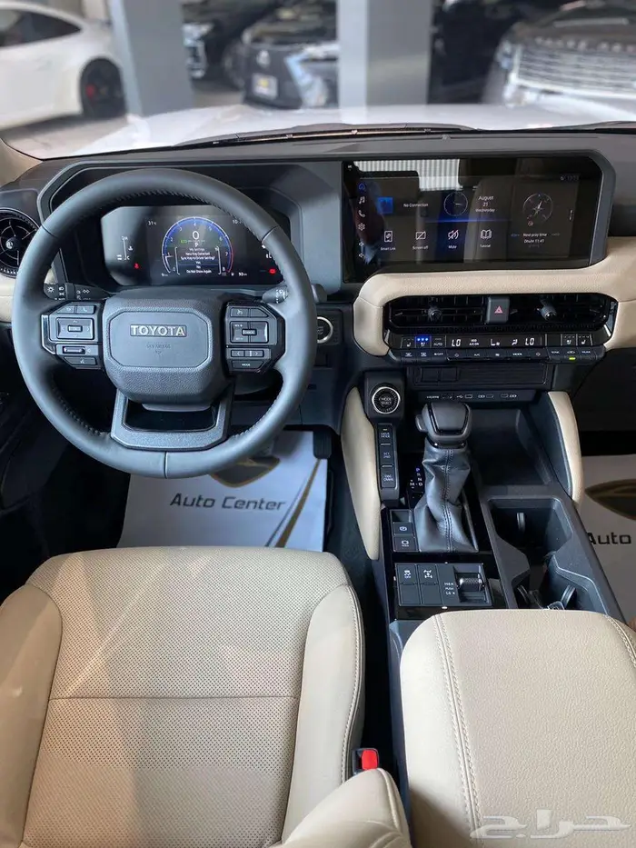 TOYOTA LAND CRUSIER PRADO ALL ROUND MID 2025 WHITE 6