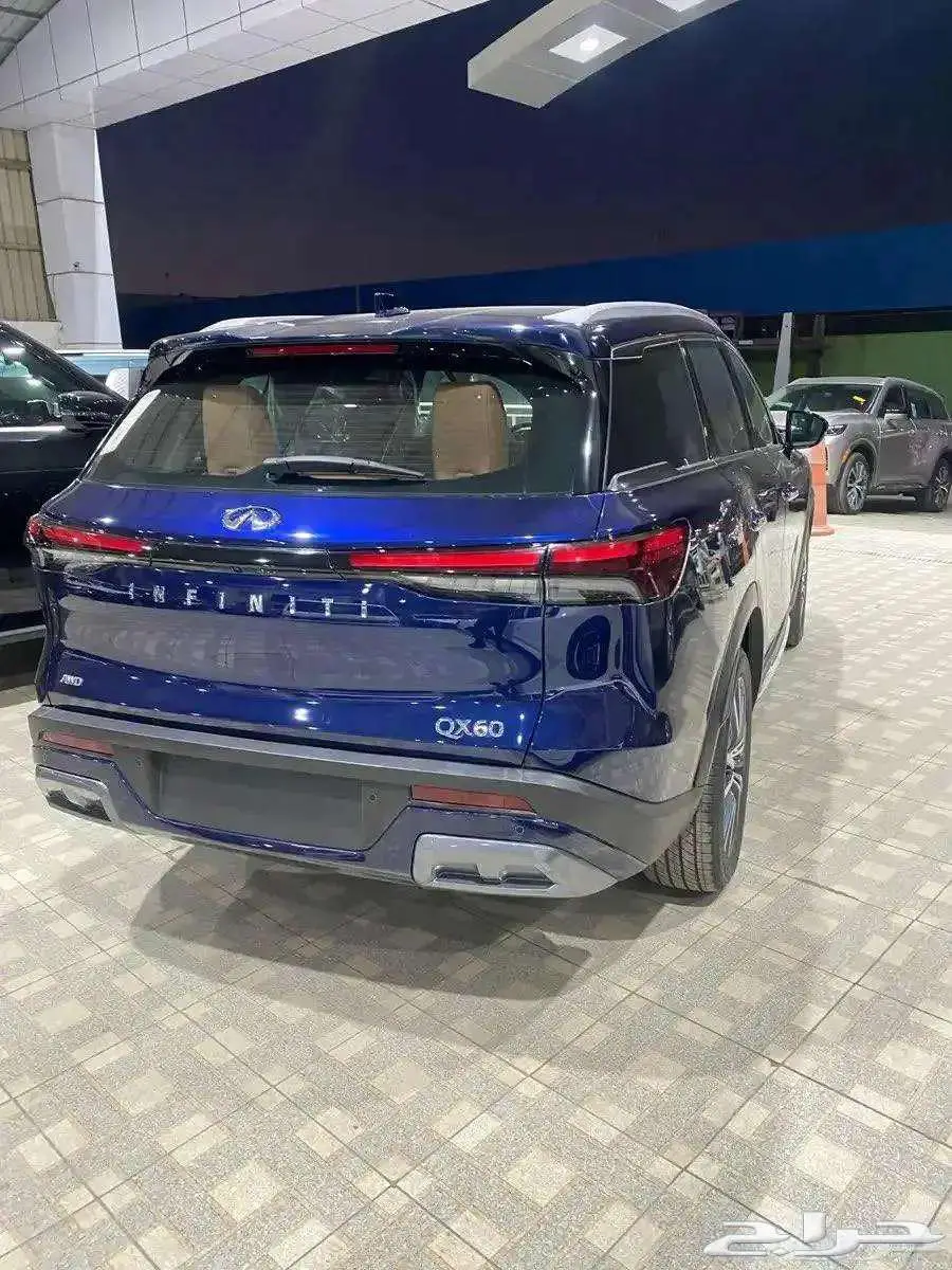 انفنينتي Qx60 فئات لاكجيري وسينسوري 8