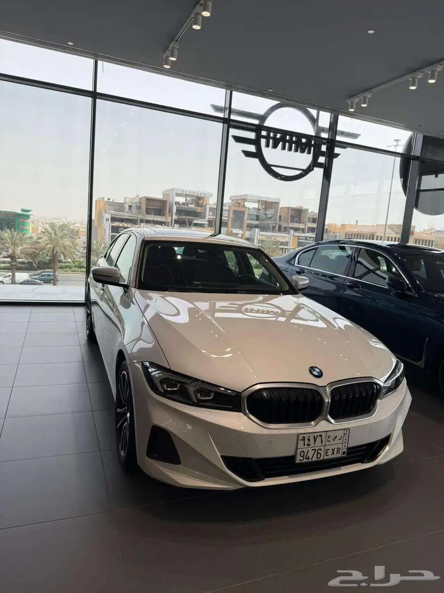 بي ام دبليو 320 TwinPower Turbo I4 2.0L 9