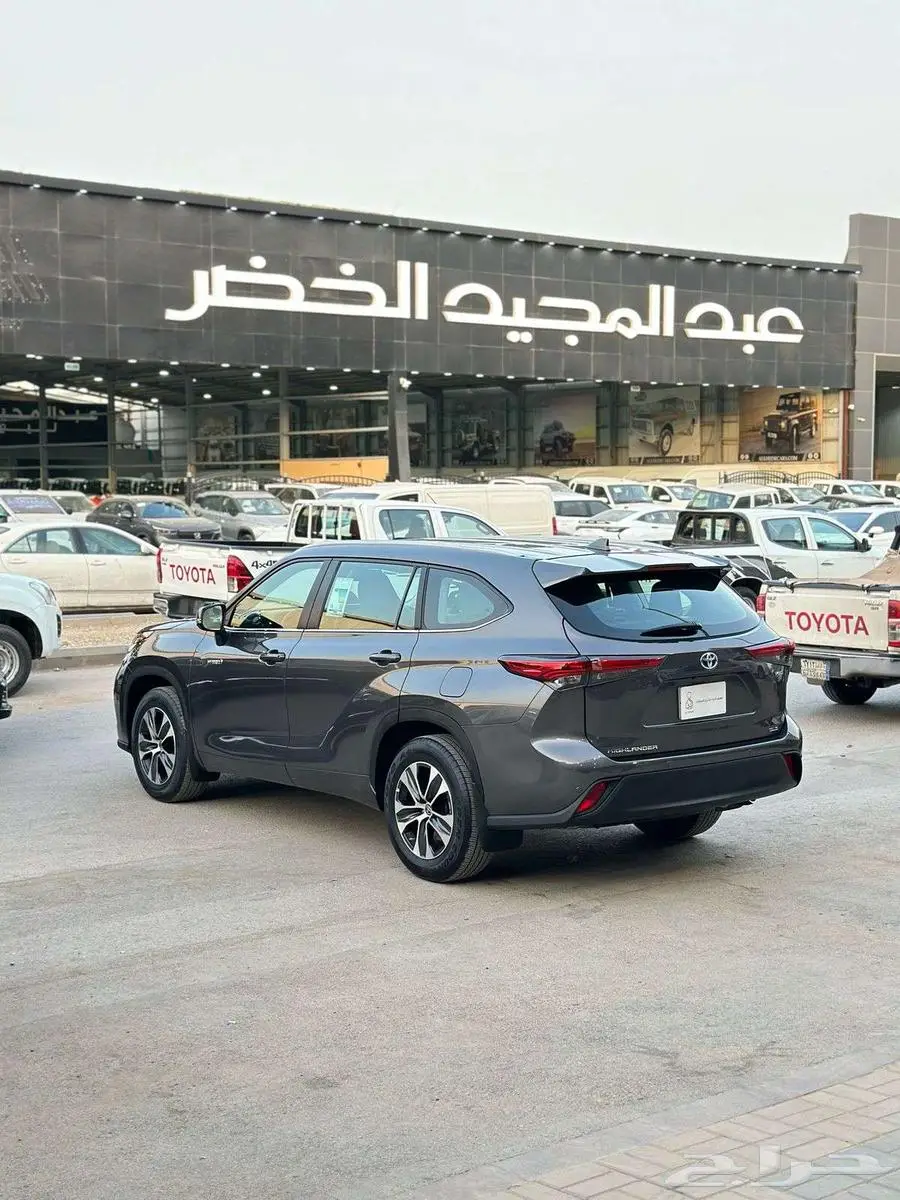 تويوتا هايلندر GLE موديل 2023 index