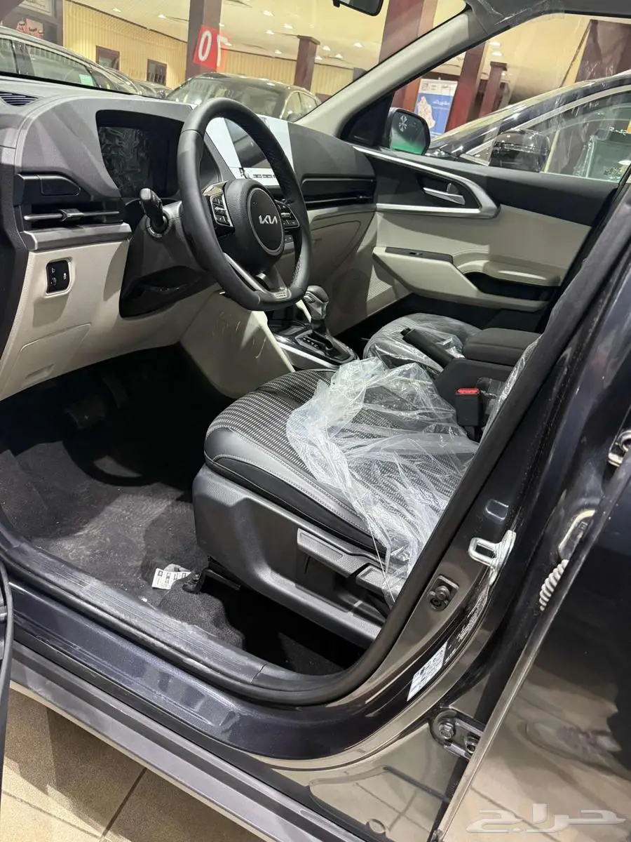 كيا كارينز GLS موديل 2025 بالنقد والتقسيط 5