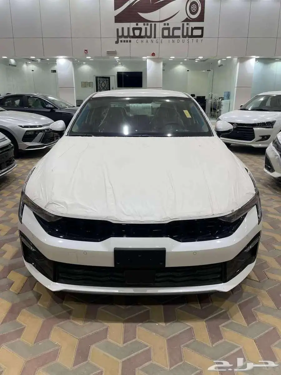كيا k5 ستاندر مطور موديل 2025 بسعر 98880 شامل الضريبه 0