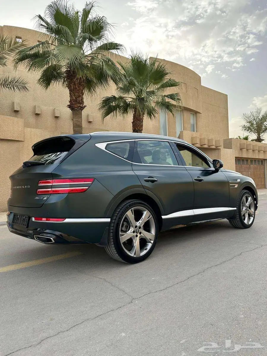 جينيسس رويال GV80 2021 عداد 39 ألف أخضر مطفي بحالة الوكالة 22