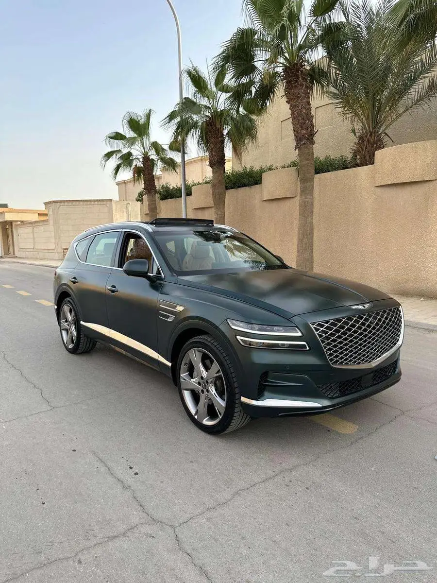 جينيسس رويال GV80 2021 عداد 39 ألف أخضر مطفي بحالة الوكالة 14