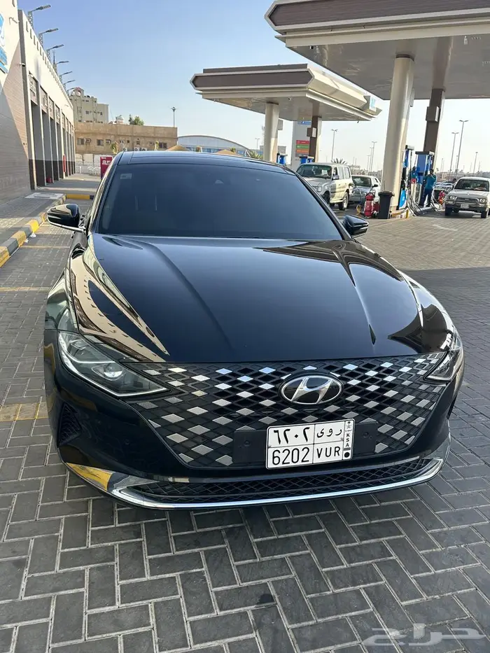 هونداي ازيرا بنوراما 1