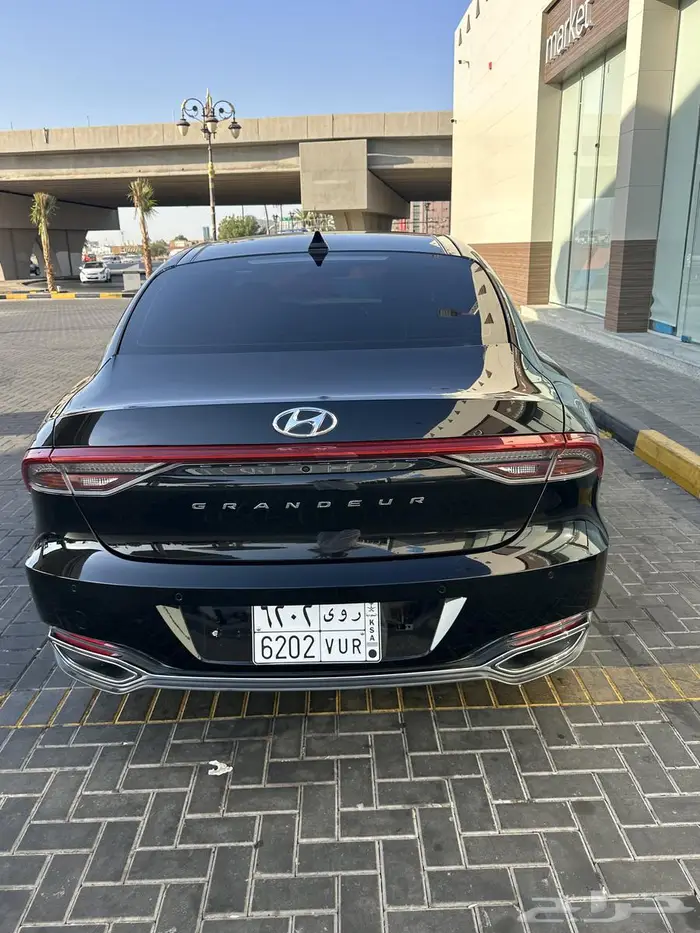هونداي ازيرا بنوراما 3