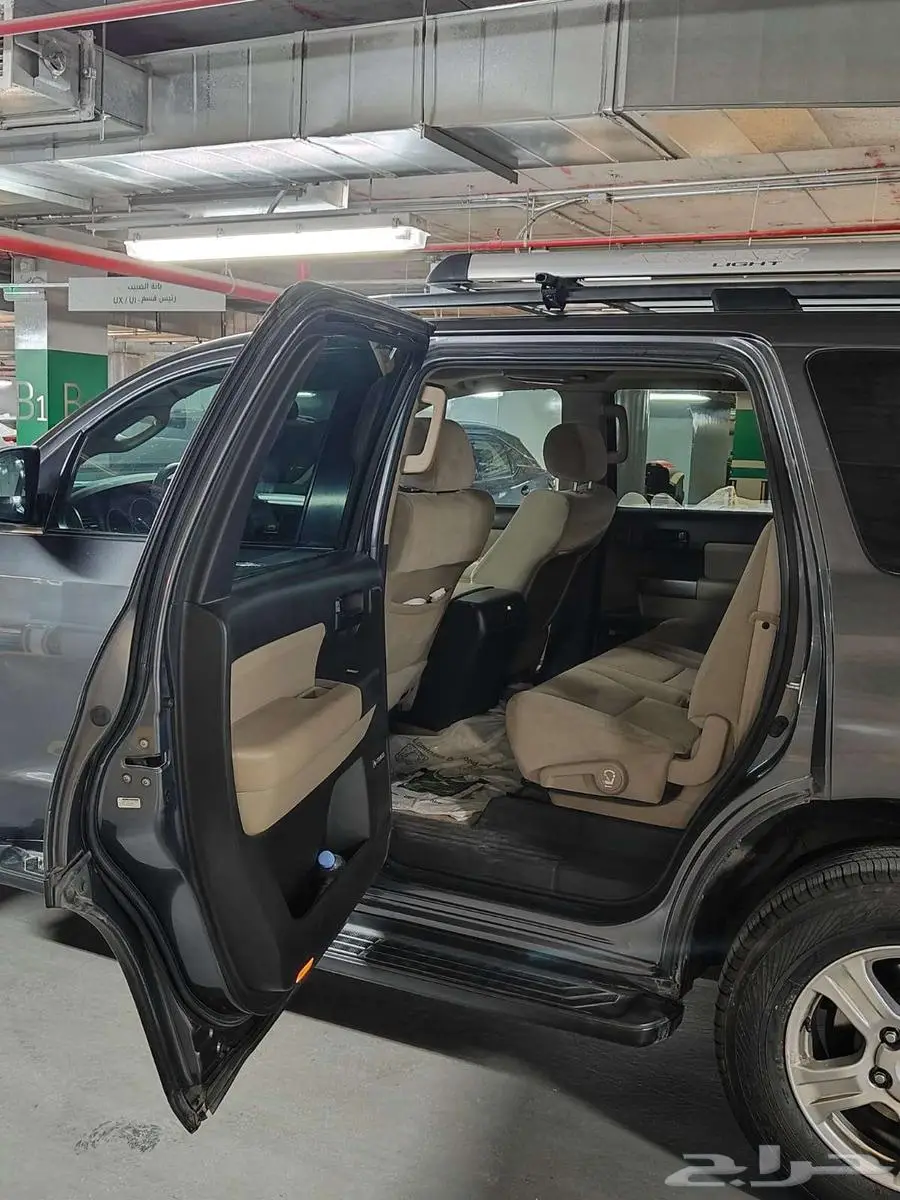 للبيع  تويوتا سيكويا 2011 موديل V8 5.7 لتر - فقط 160 000 كم 9