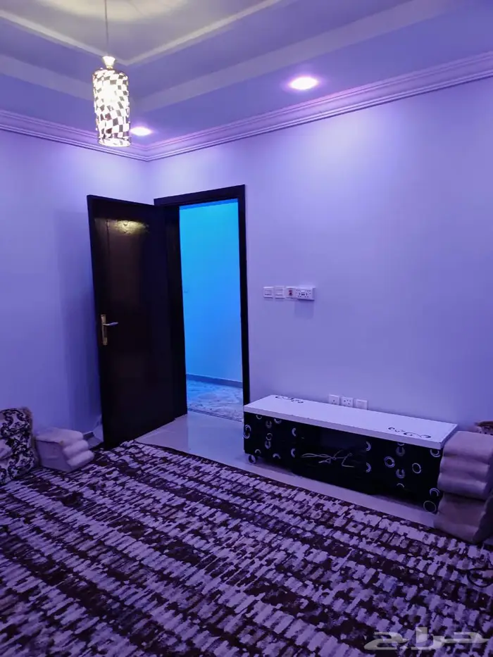 ملحق علوى مفروش بحى الجوهره جده 12
