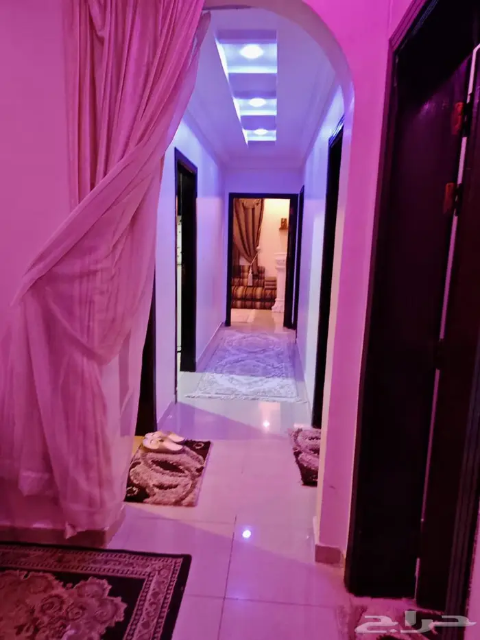 ملحق علوى مفروش بحى الجوهره جده 20