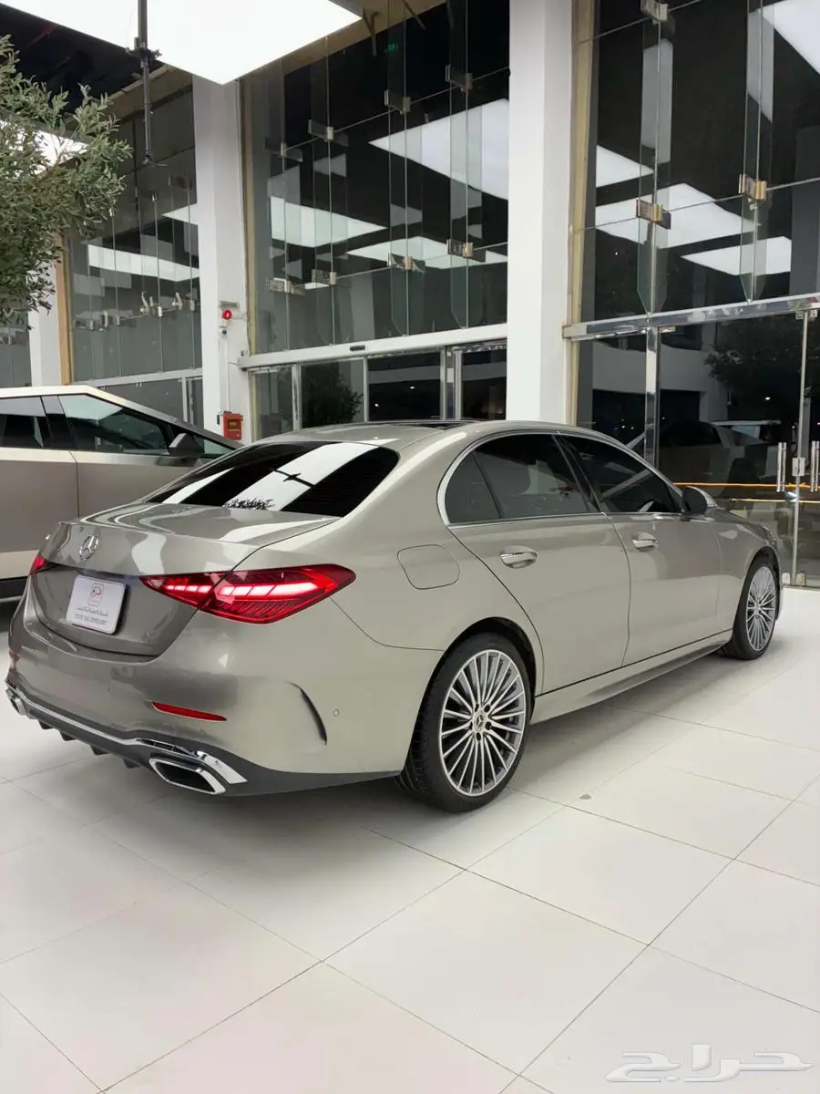مرسيدس C 300 موديل 2022 ب 205 الف ريال index