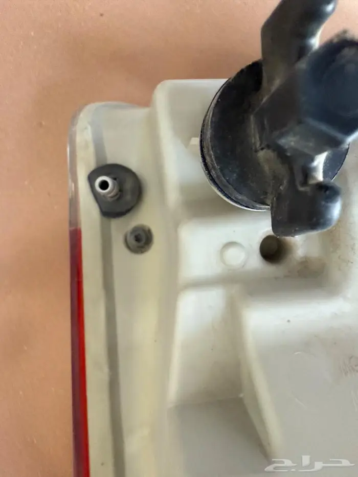 اسطب خلفي كلايسلر وكاله نظيف 5