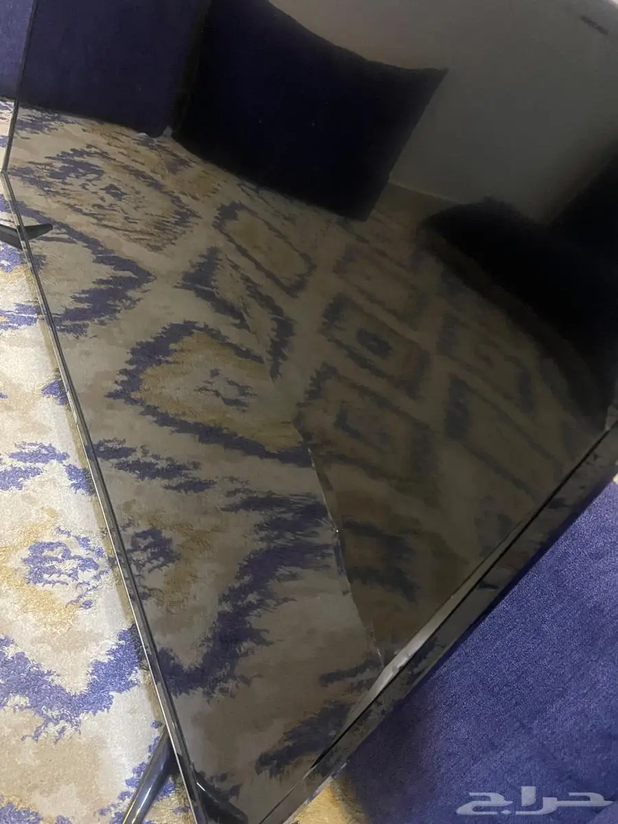 لدي تلفزيون KMC مكسور شاشته 2