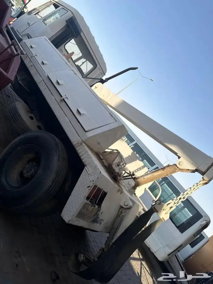 لوري مستبيشي 91 4